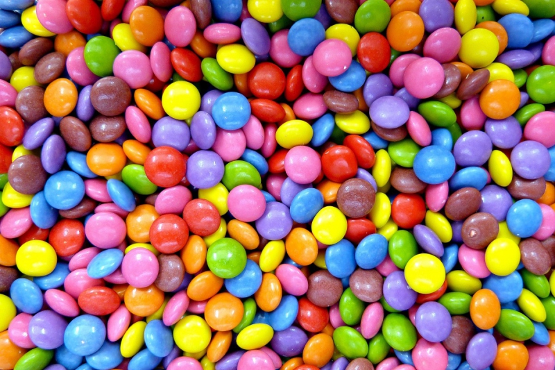 confiserie-ST CYR SUR MER-min_smarties_confectionery_lenses-1150911